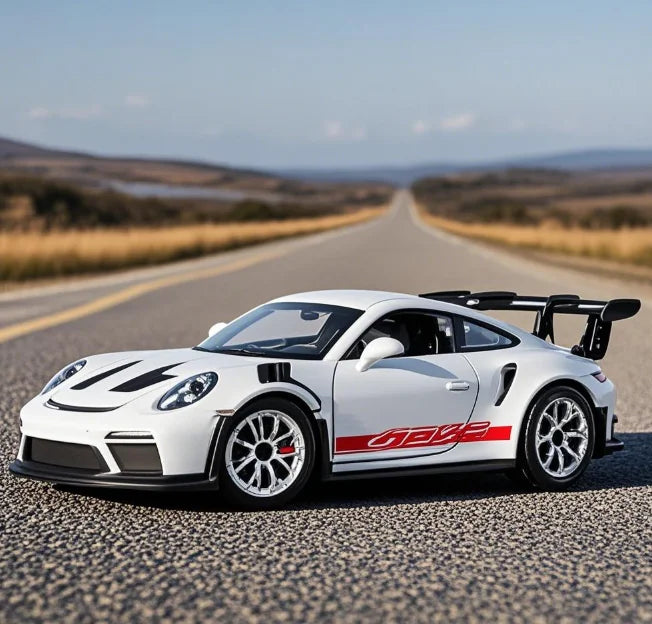 1:36 Scale Porsche 911 GT3 RS Diecast Model – White | Motorsport Decor